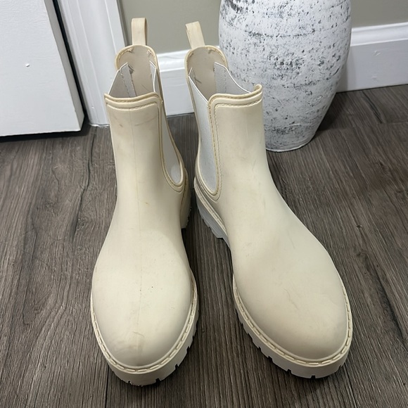 Aldo Chelsea Rain Boots - Picture 2 of 3
